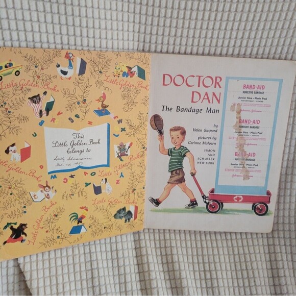 Little Golden Books #111 Doctor Dan The Band Aid Man 1st Edition NO BANDAIDS - Picture 2 of 6